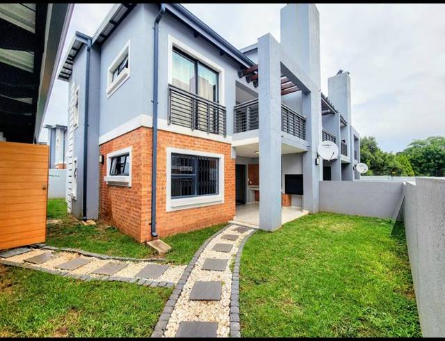 2 BEDROOM TOWNHOUSE FOR SALE IN MONTANA